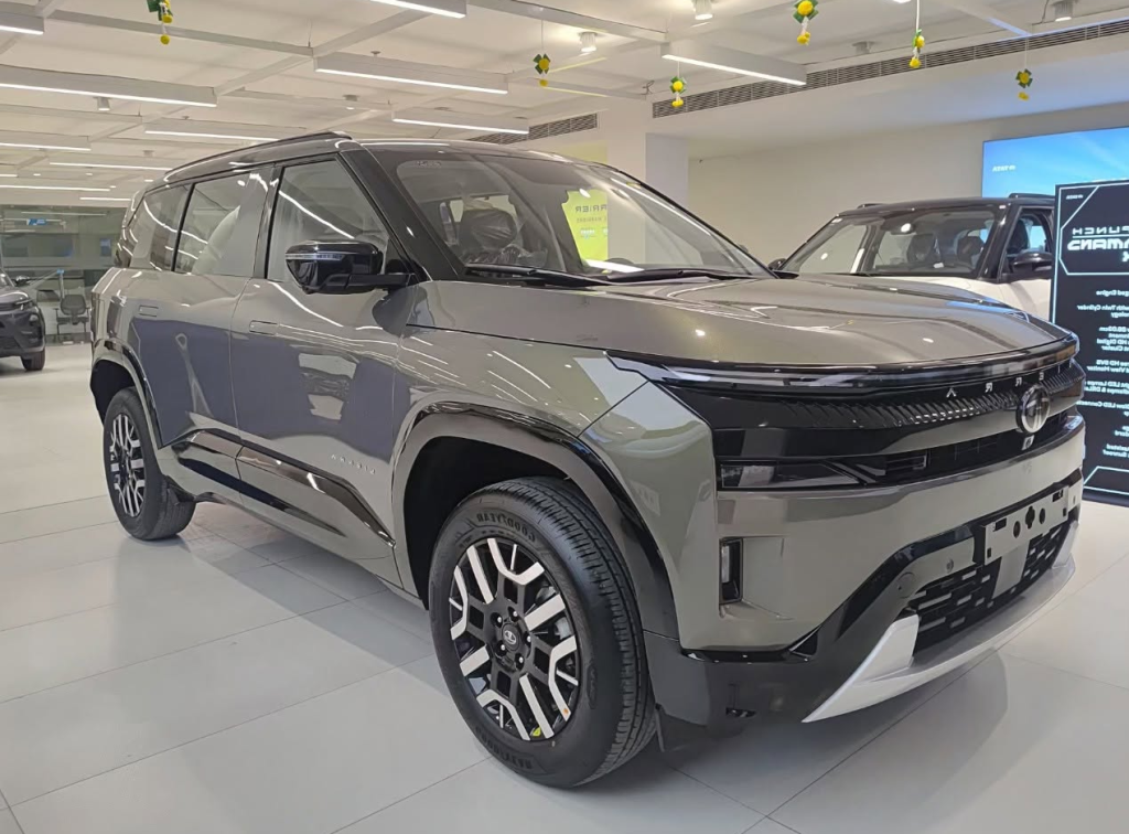 Select Tata Sierra Pure+ Diesel 5,000 KM Review: Creta और Seltos छोड़ इसे क्यों चुना?	
Tata Sierra Pure+ Diesel 5,000 KM Review 2
